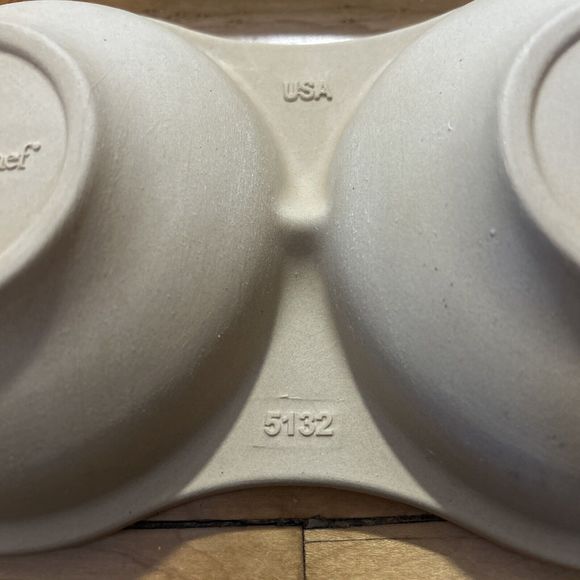 Pampered Chef Stoneware #5132 Microwave Double Egg Cooker, Made in the USA - Picture 3 of 13